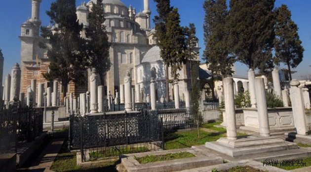 K. Topbaş Fatih Camiine Haziresine gömüldü